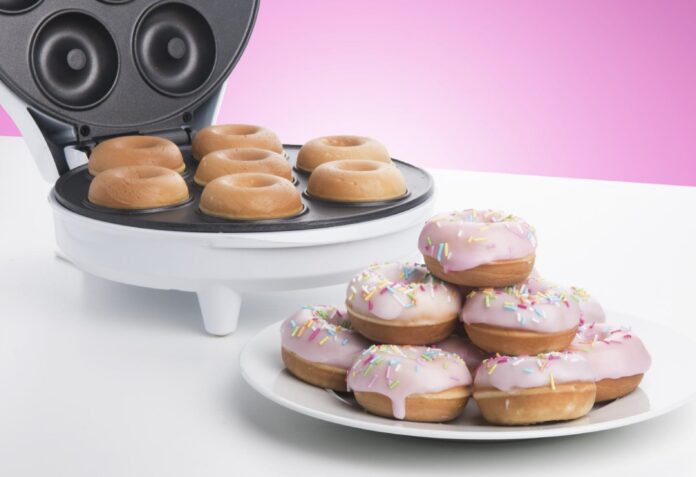 Mini donut maker